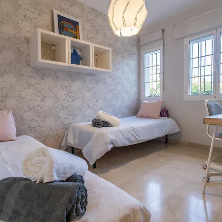 Cubo's La Casita House Guadalhorce Views 펜션 *